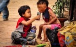 Suy nghĩ về quan niệm “Tình thương là hạnh phúc của con người”