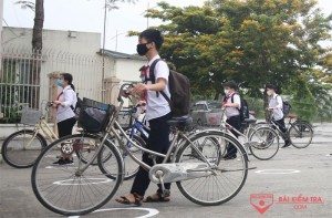 Lợi ích của việc đi xe đạp đến trường bằng tiếng Anh