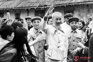 Thuyết minh về Chủ tịch Hồ Chí Minh vĩ đại của nhân dân Việt Nam